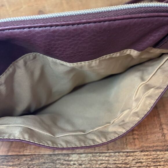 Multi Color Relic Women's Crossbody Bag, 11'x11", Faux Leather - Picture 6 of 14